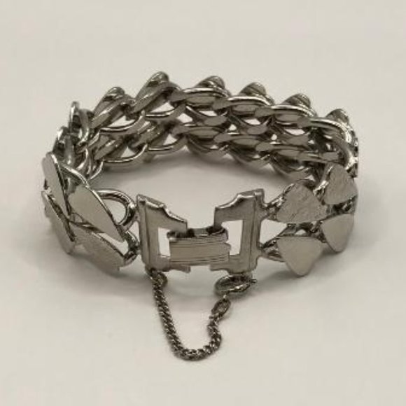 Silver-Tone Double Heart Row Chain Linked Bracelet - Picture 7 of 7